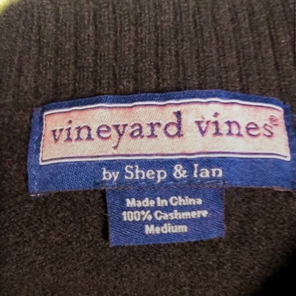 Vineyard Vines 100% Cashmere Womens Black Sweater, Size M, Shep & Ian Crew Neck - Picture 6 of 6